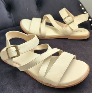 TOMS Women's Cream Strappy Buckle Sandals
